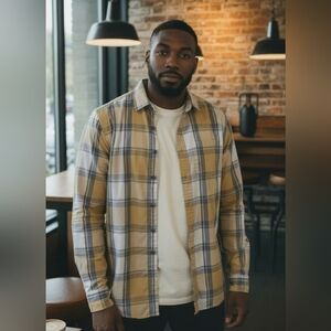 EUC‎ Old Navy Everyday Shirt  Sz. M Yellow/Blue Casual Button Down Shirt